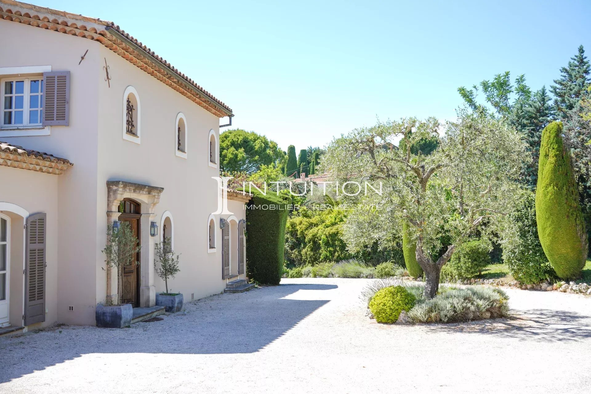 Maison 7 pièces 300 m² · à Mougins · 300 m² · 3 580 000 €