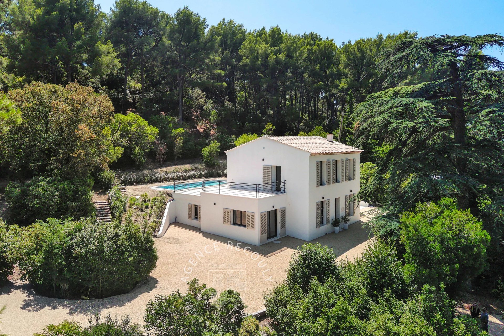 Maison 6 pièces 185 m² · à Cassis · 185 m² · 1 975 000 €