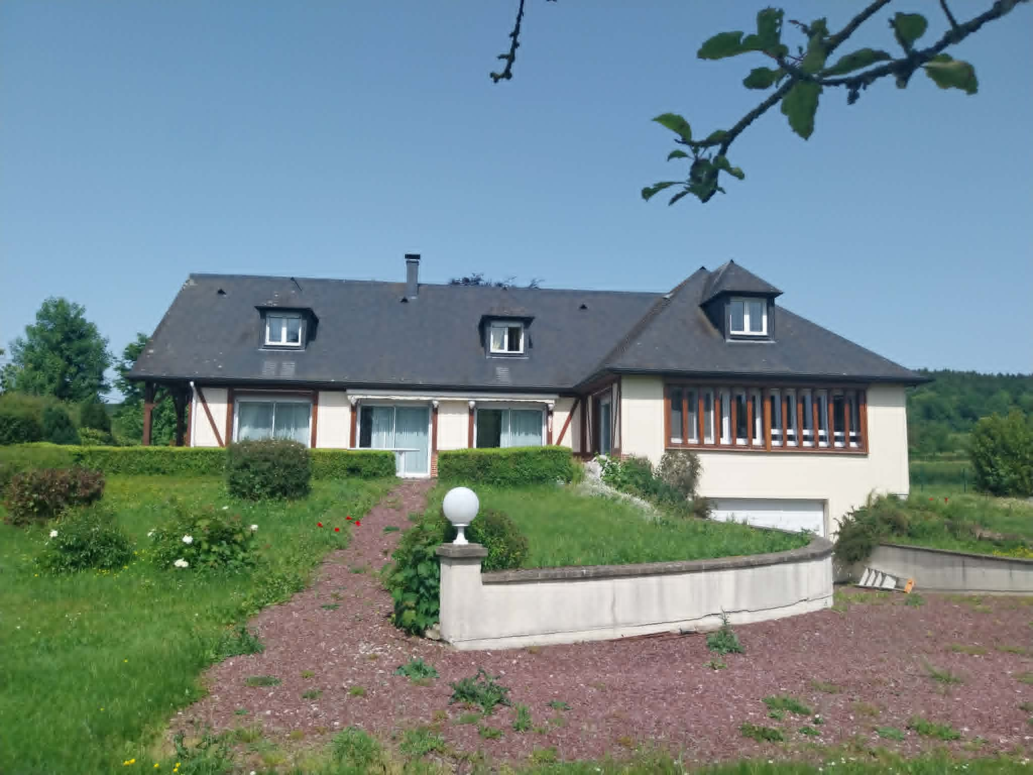 Maison 6 pièces 207 m² · à Neufchâtel-en-Bray · 207 m² · 350 000 €