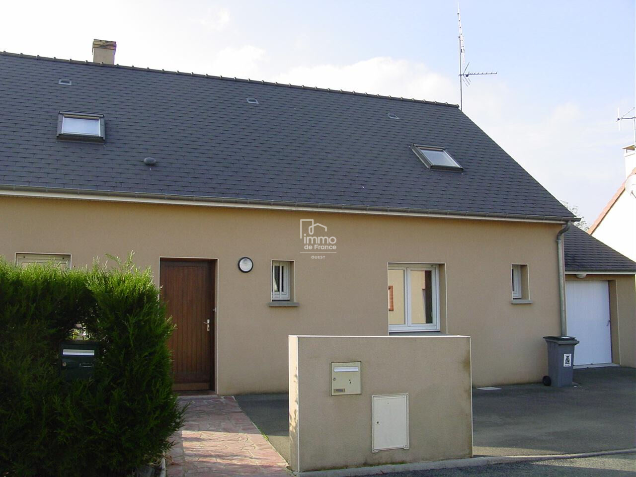 Appartement 2 pièces 24 m² · à Évron · 24 m² · 415 €/mois