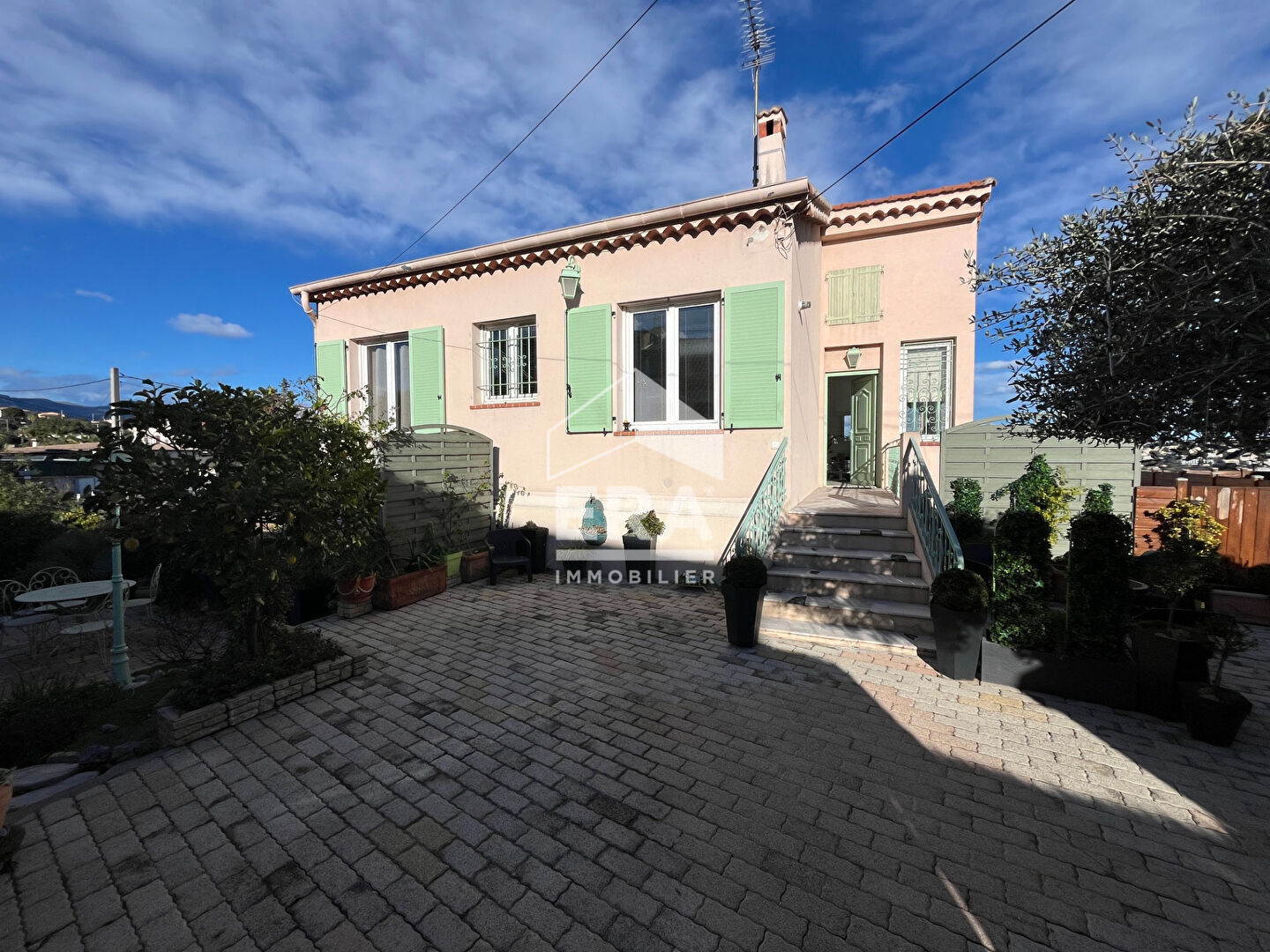 Appartement 3 pièces 67 m² · à Saint-Laurent-du-Var · 67 m² · 375 000 €
