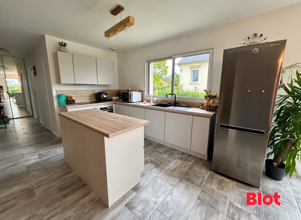 Maison 5 pièces 100 m² · à Chartres-de-Bretagne · 100 m² · 367 500 €