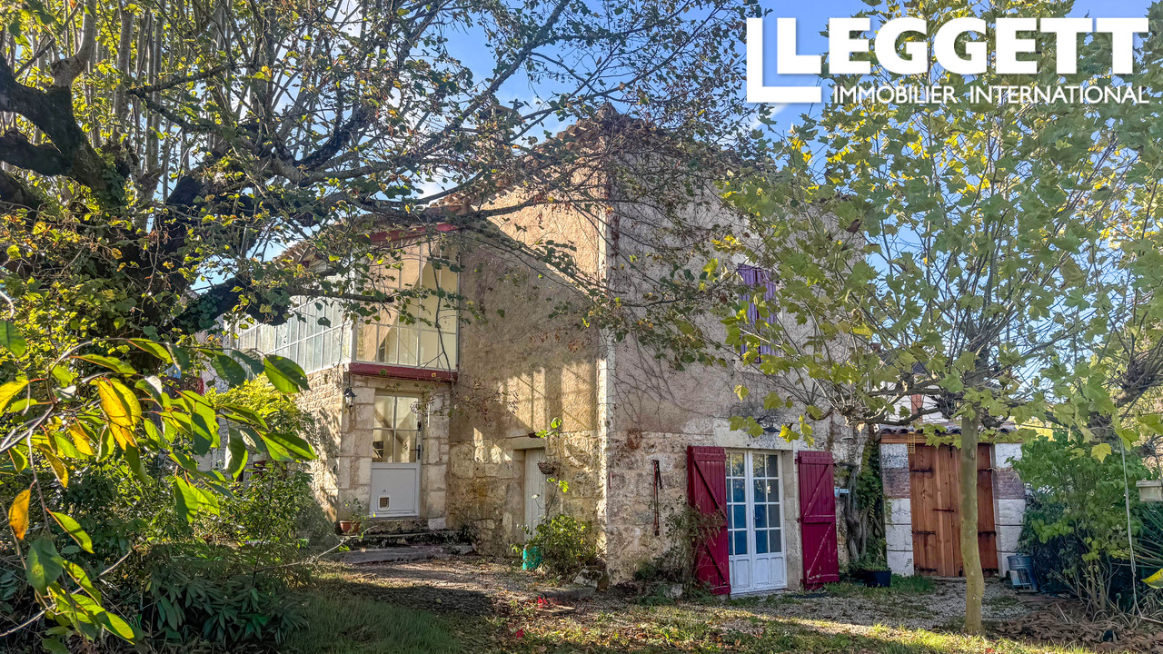 Maison 5 pièces 160 m² · à Montcuq-en-Quercy-Blanc · 160 m² · 172 800 €