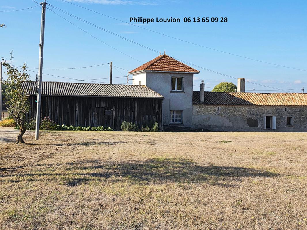 Maison 14 pièces 271 m² · à Saint-Sernin · 271 m² · 299 500 €