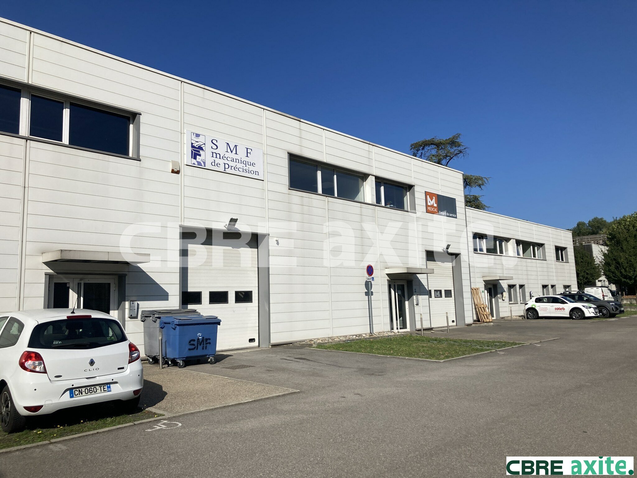 Local commercial 347 m² · à Saint-Égrève · 347 m² · 2 872 €/mois