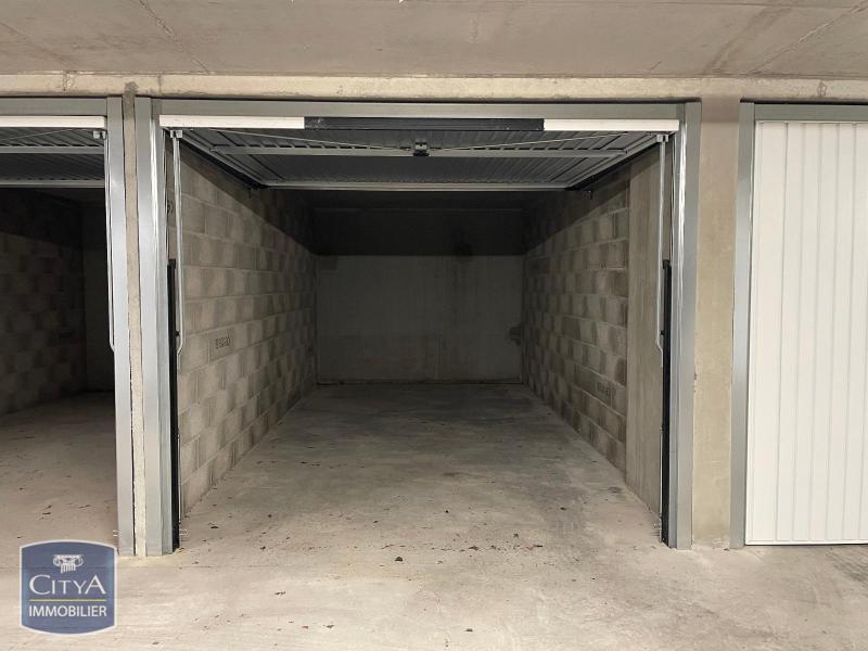 Parking LYON 8ème · à Lyon 08 · 80 €/mois
