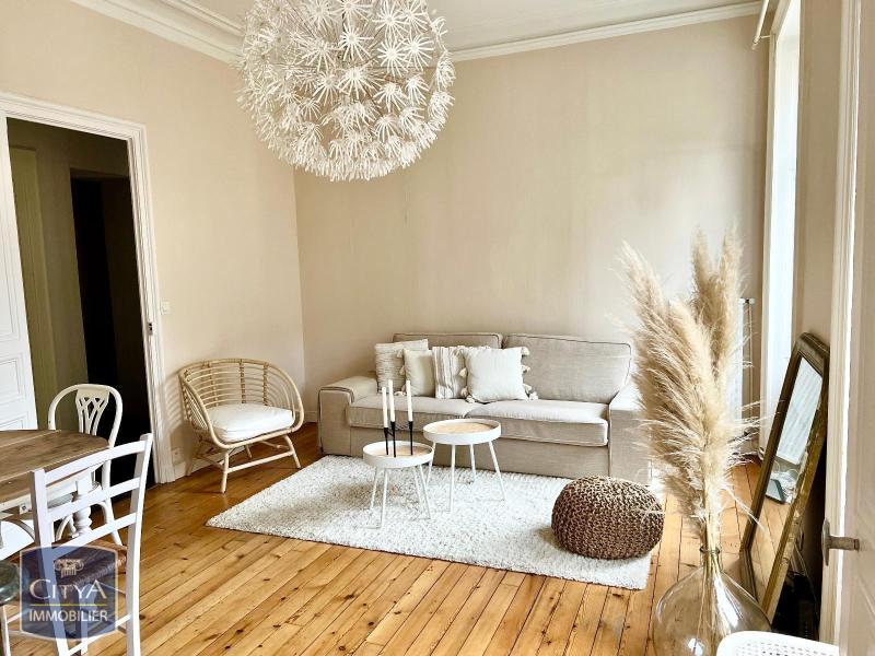 Appartement 3 pièces 76 m² · à Laval · 76 m² · 670 €/mois