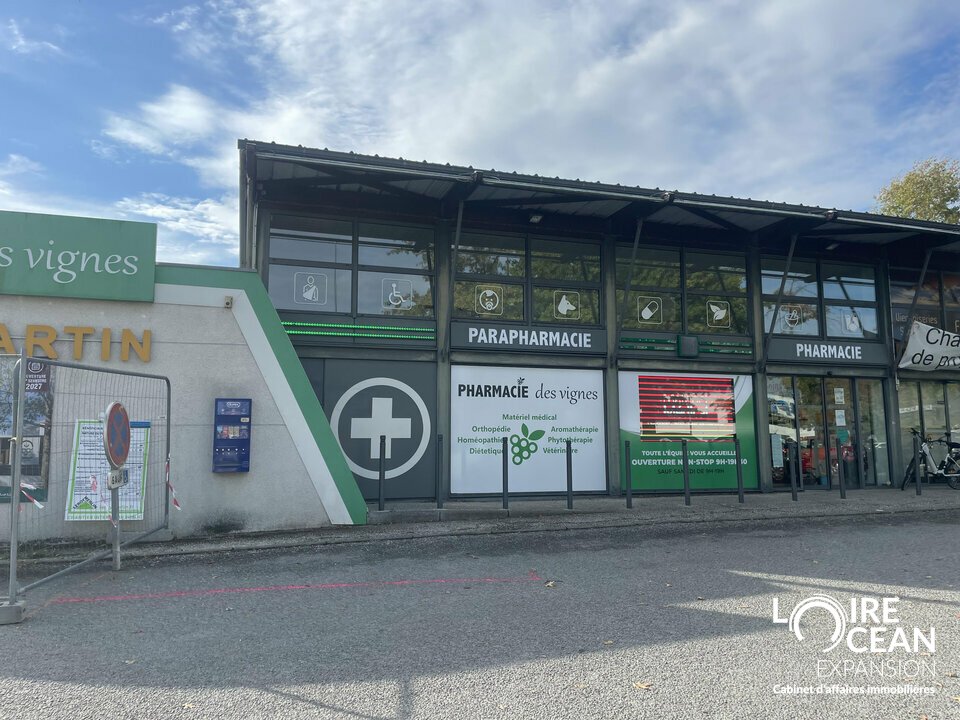 Local commercial 270 m² · à Pont-Saint-Martin · 270 m² · 3 750 €/mois