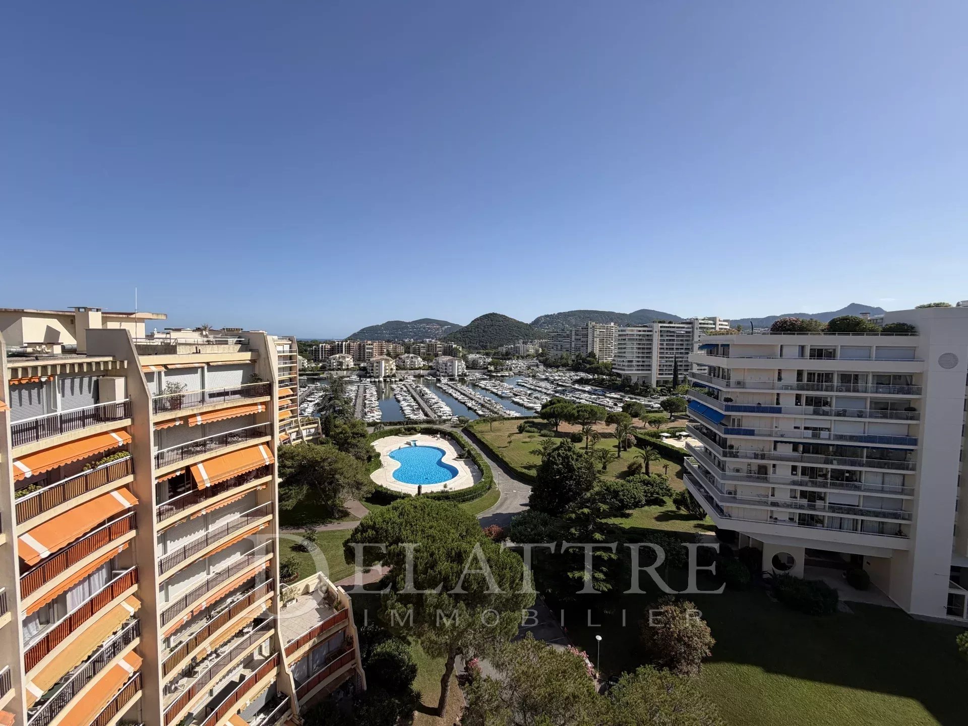 Appartement à Mandelieu-la-Napoule