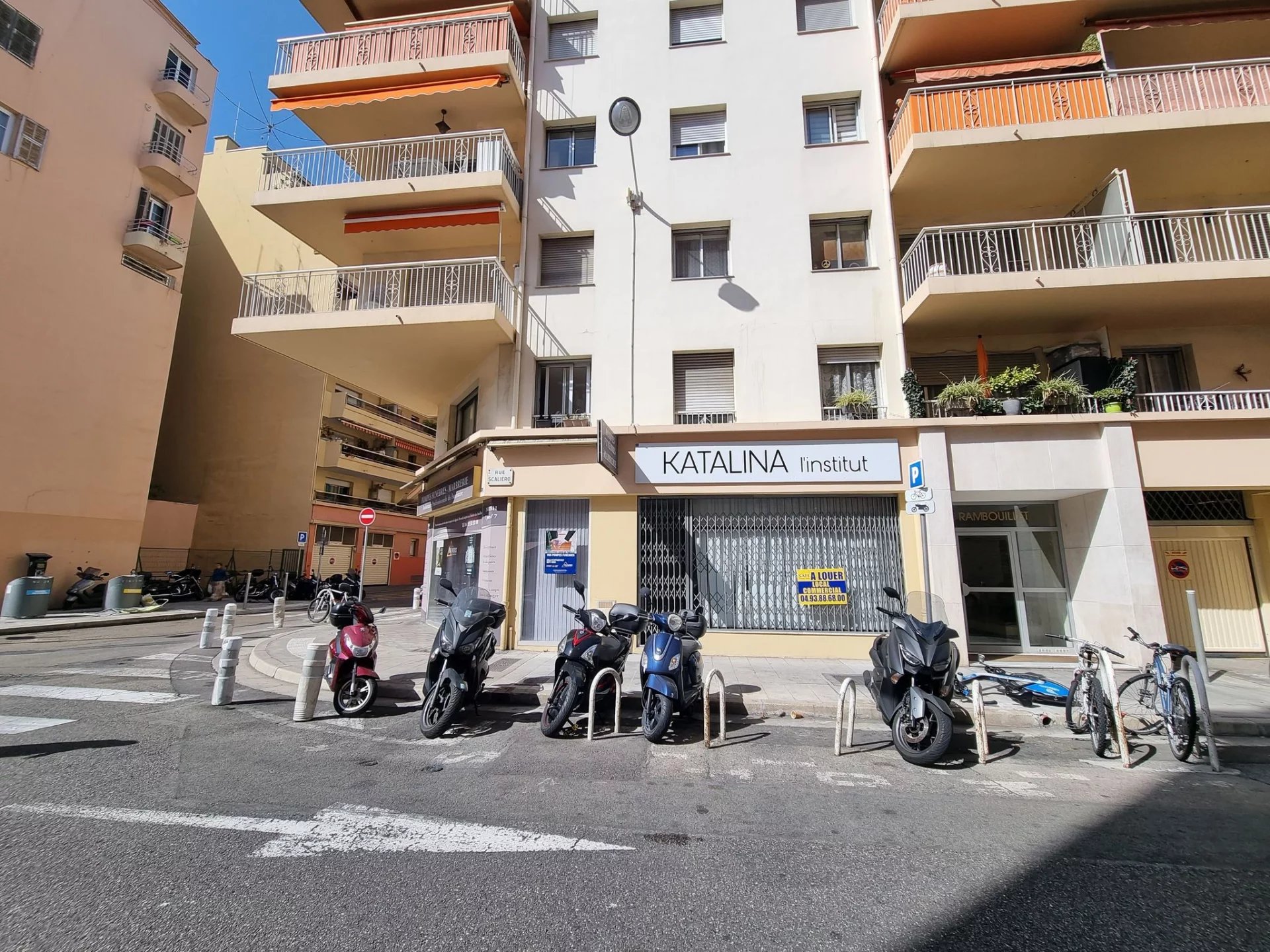 Local commercial 31 m² · à Nice · 31 m² · 716 €/mois
