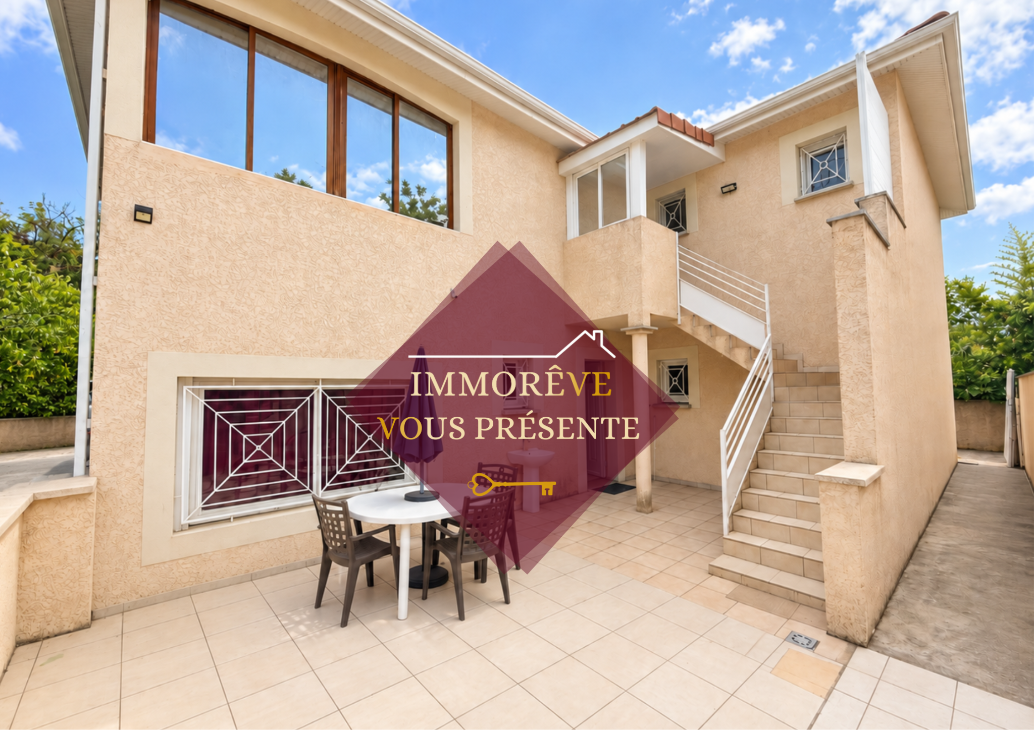 Maison 9 pièces 165 m² · à Roussillon · 165 m² · 279 900 €