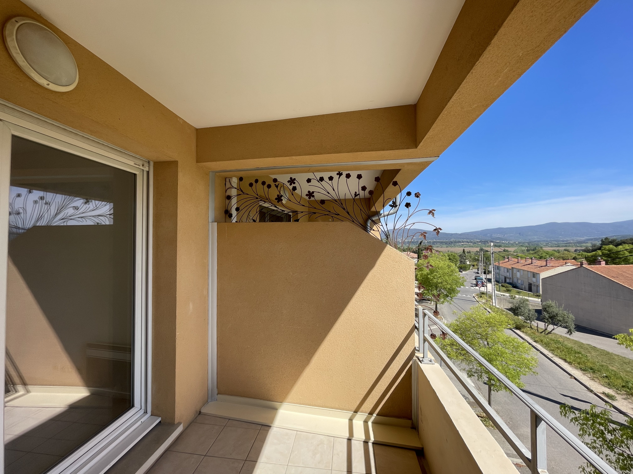 Appartement à La Roque-d'Anthéron
