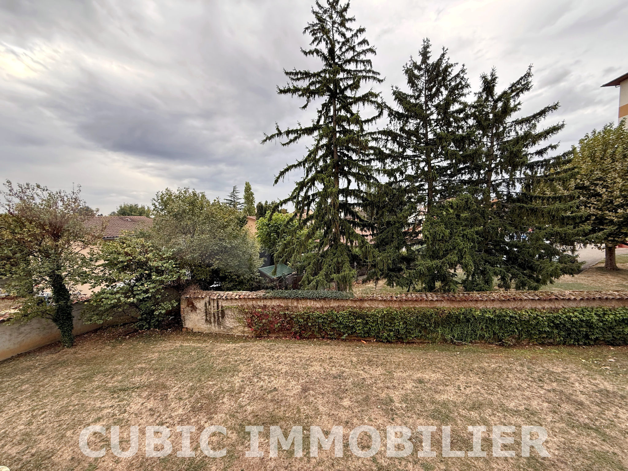 Appartement 4 pièces 64 m² · à Villefranche-sur-Saône · 64 m² · 100 000 €