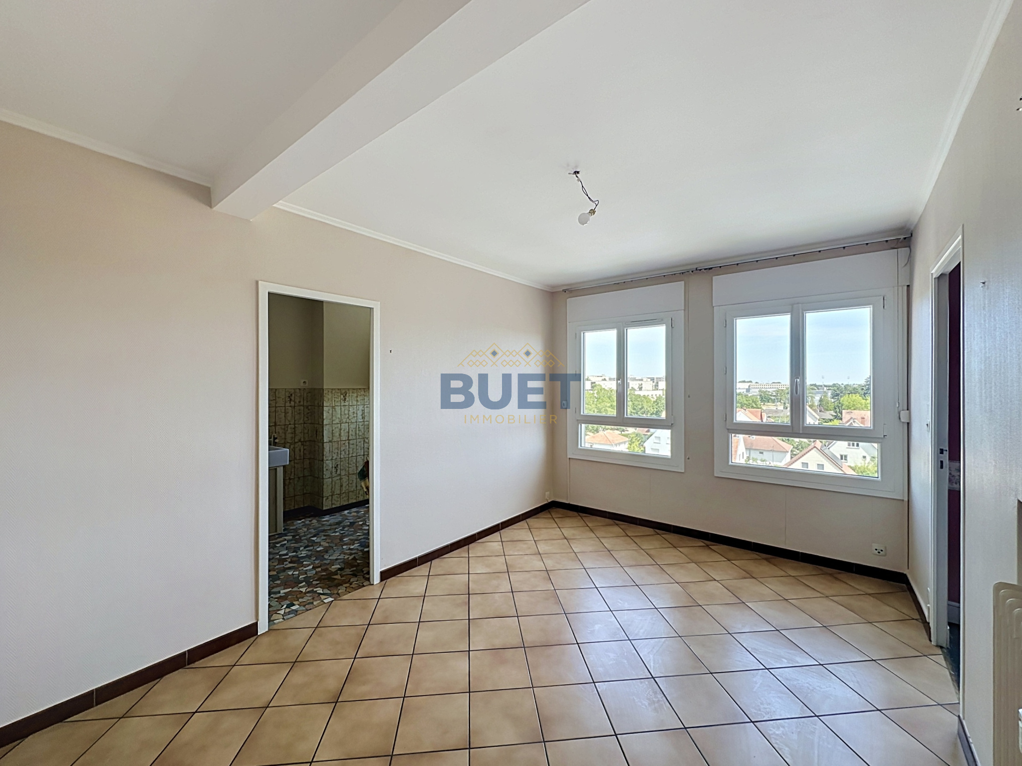 Appartement – Dijon, Centre-Ville - Vue 2