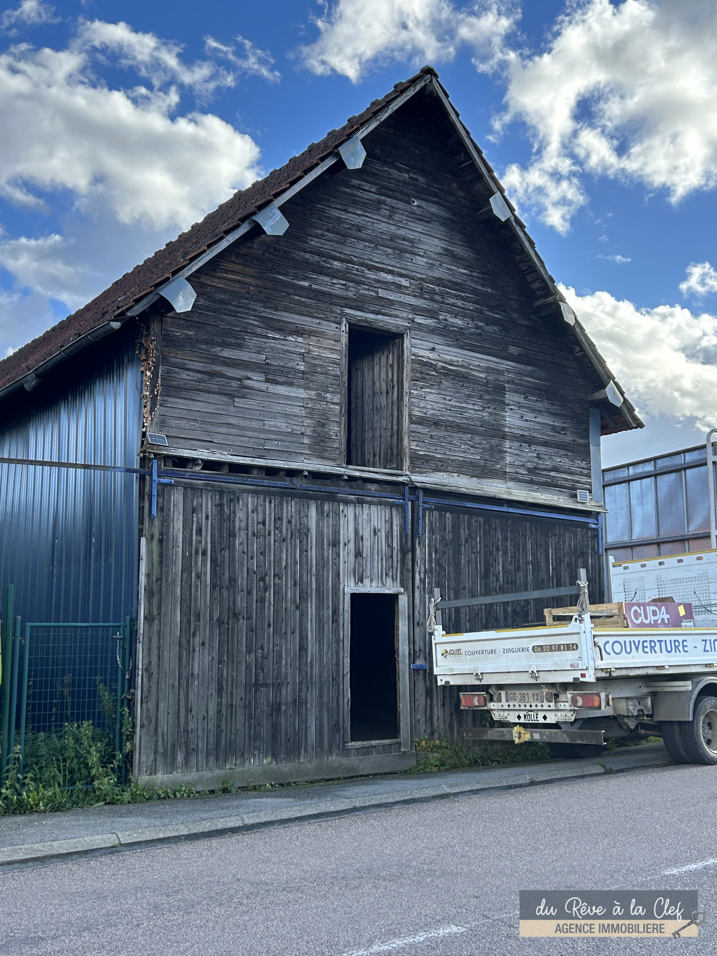 Parking BERNAY 27300 · 250 €/mois