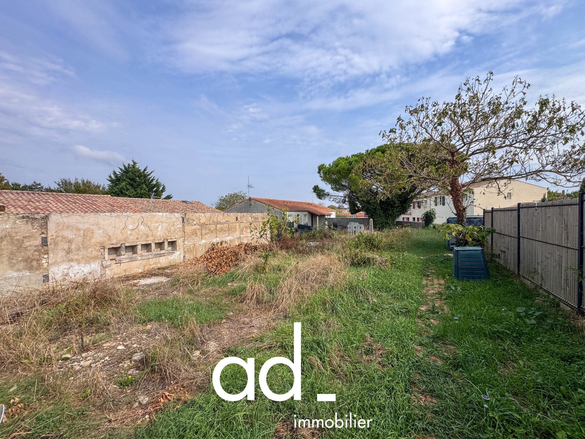 Terrain 220 m² · à Saint-Xandre · 220 m² · 107 000 €