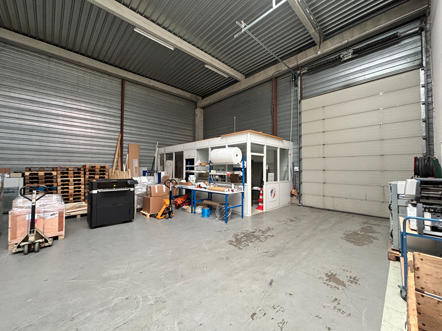 Local commercial 785 m² · à Trappes · 785 m² · 936 000 €
