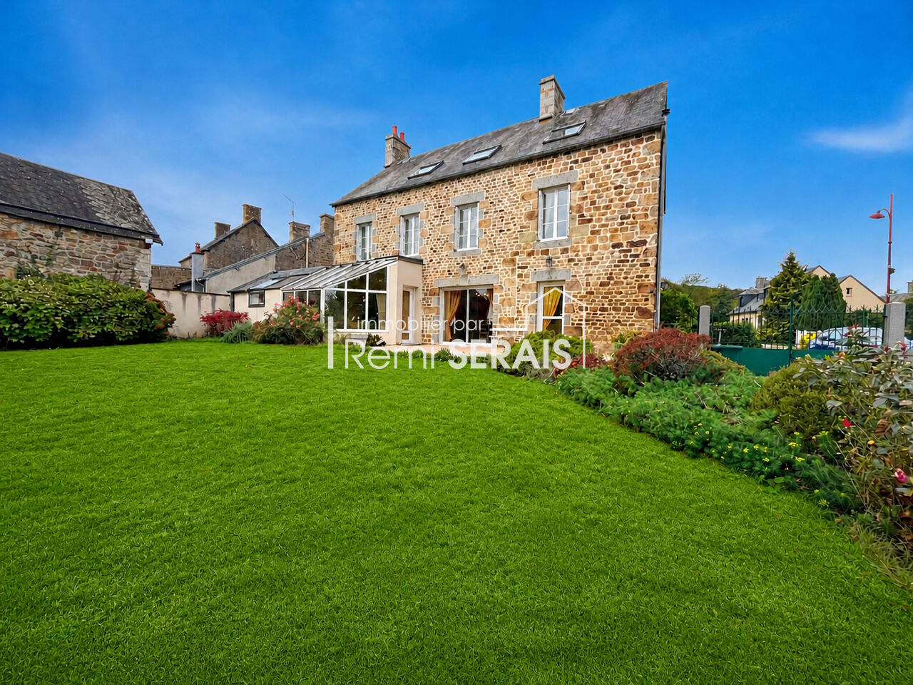 Maison 5 pièces 192 m² · à Cerisy-Belle-Étoile · 192 m² · 236 000 €