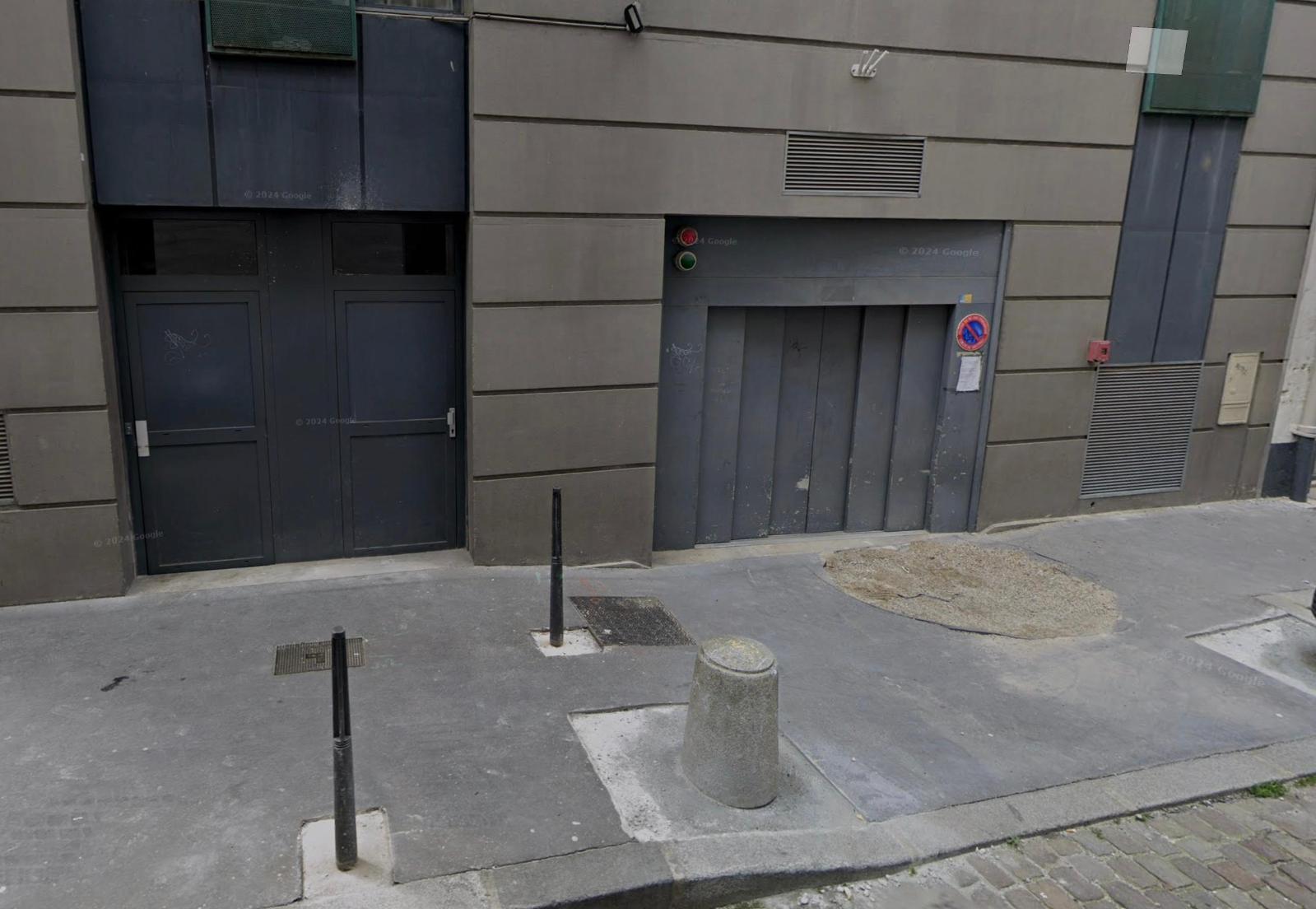 Parking LYON 2ème · à Lyon 02 · 150 €/mois