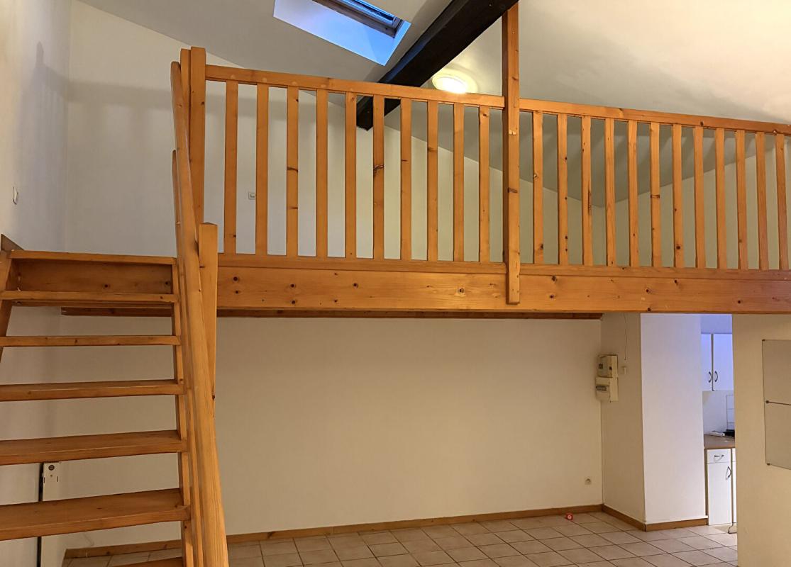 Appartement – ST ETIENNE LOIRE AUVERGNE-RHÔNE-ALPES - Vue 3