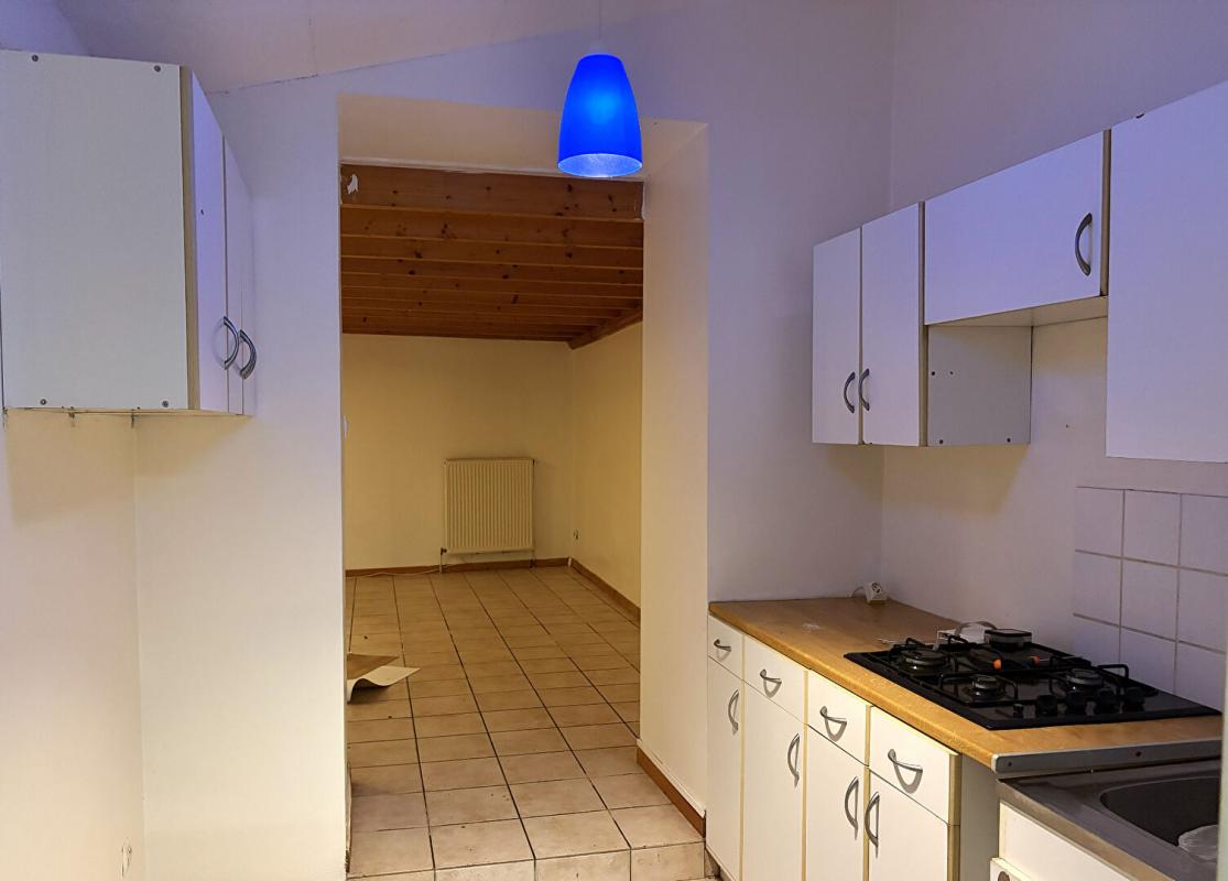 Appartement – ST ETIENNE LOIRE AUVERGNE-RHÔNE-ALPES - Vue 4