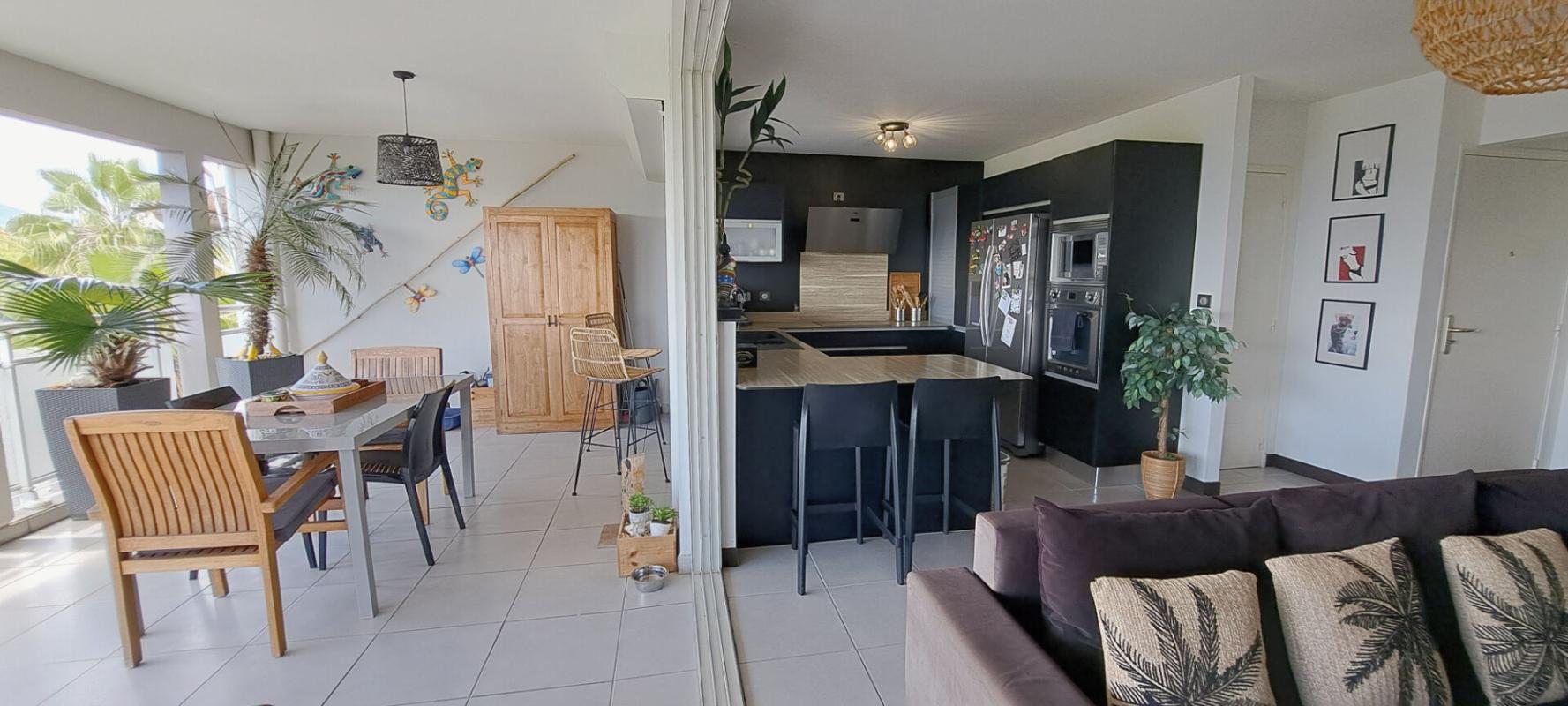 Appartement – LES TROIS ILETS MARTINIQUE DROM - Vue 4