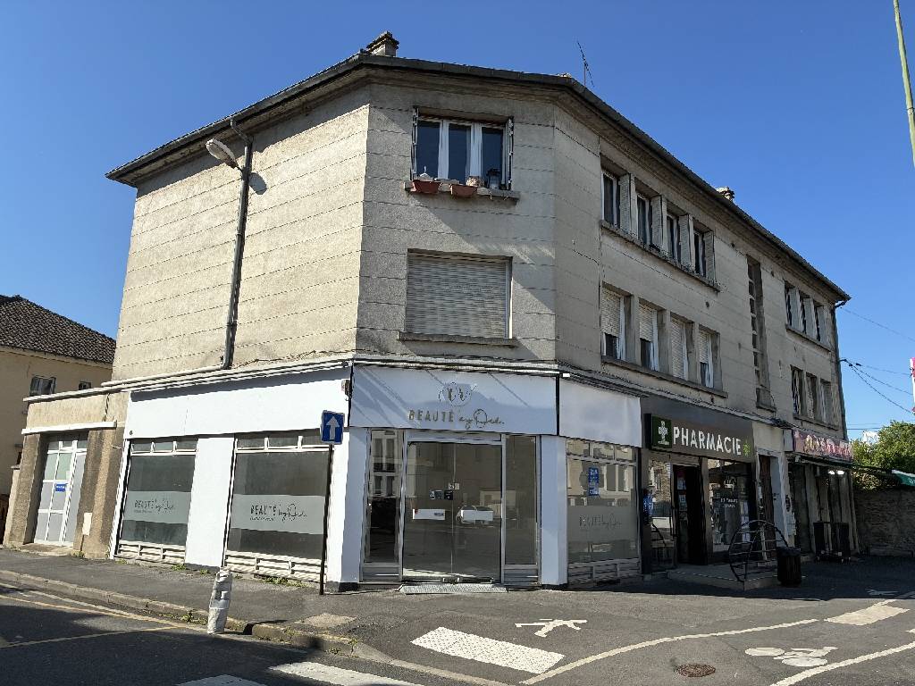 Local commercial 2 pièces 43 m² · à Meaux · 43 m² · 1 016 €/mois