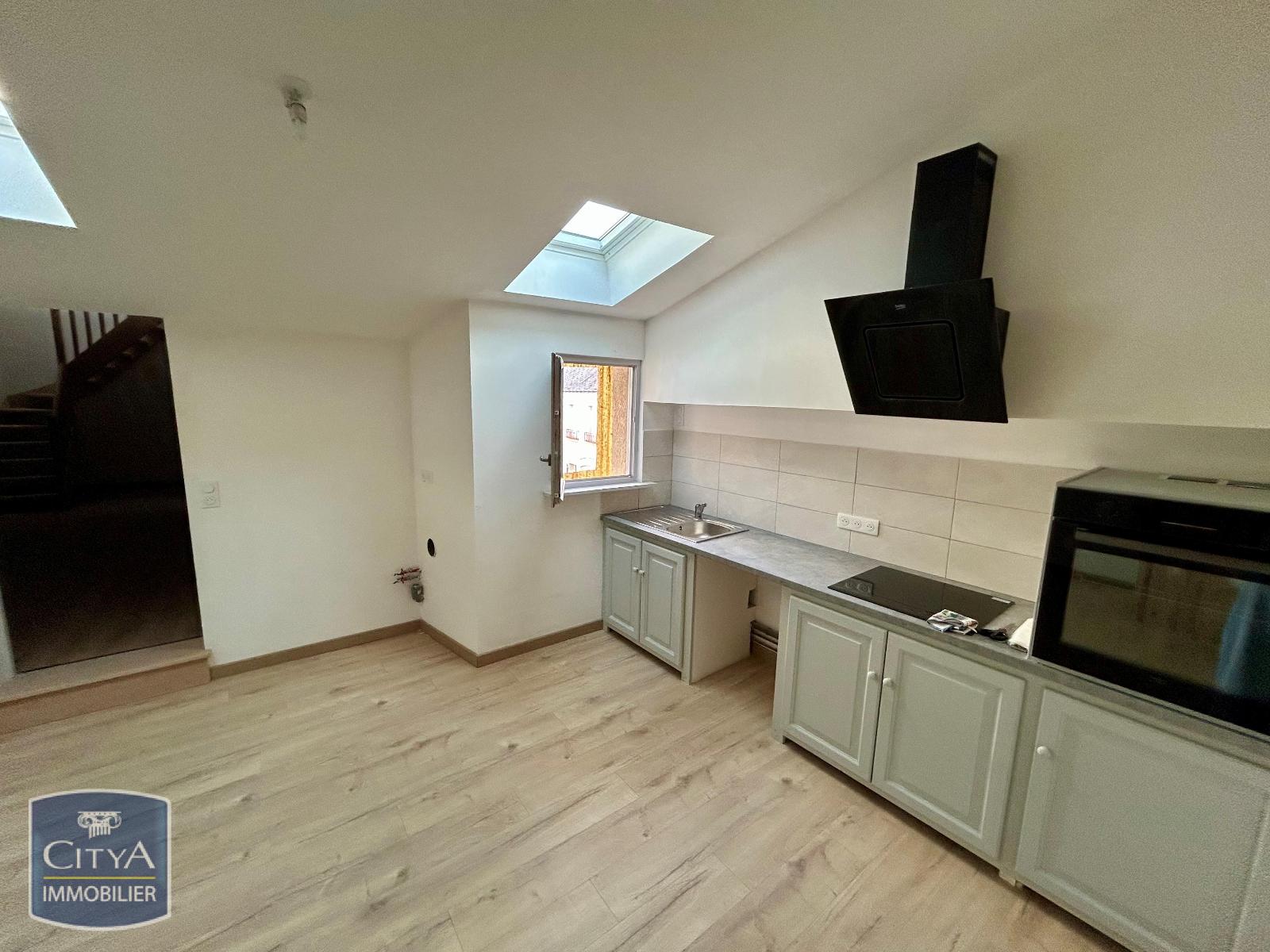 Appartement 4 pièces 103 m² · à Langeais · 103 m² · 890 €/mois