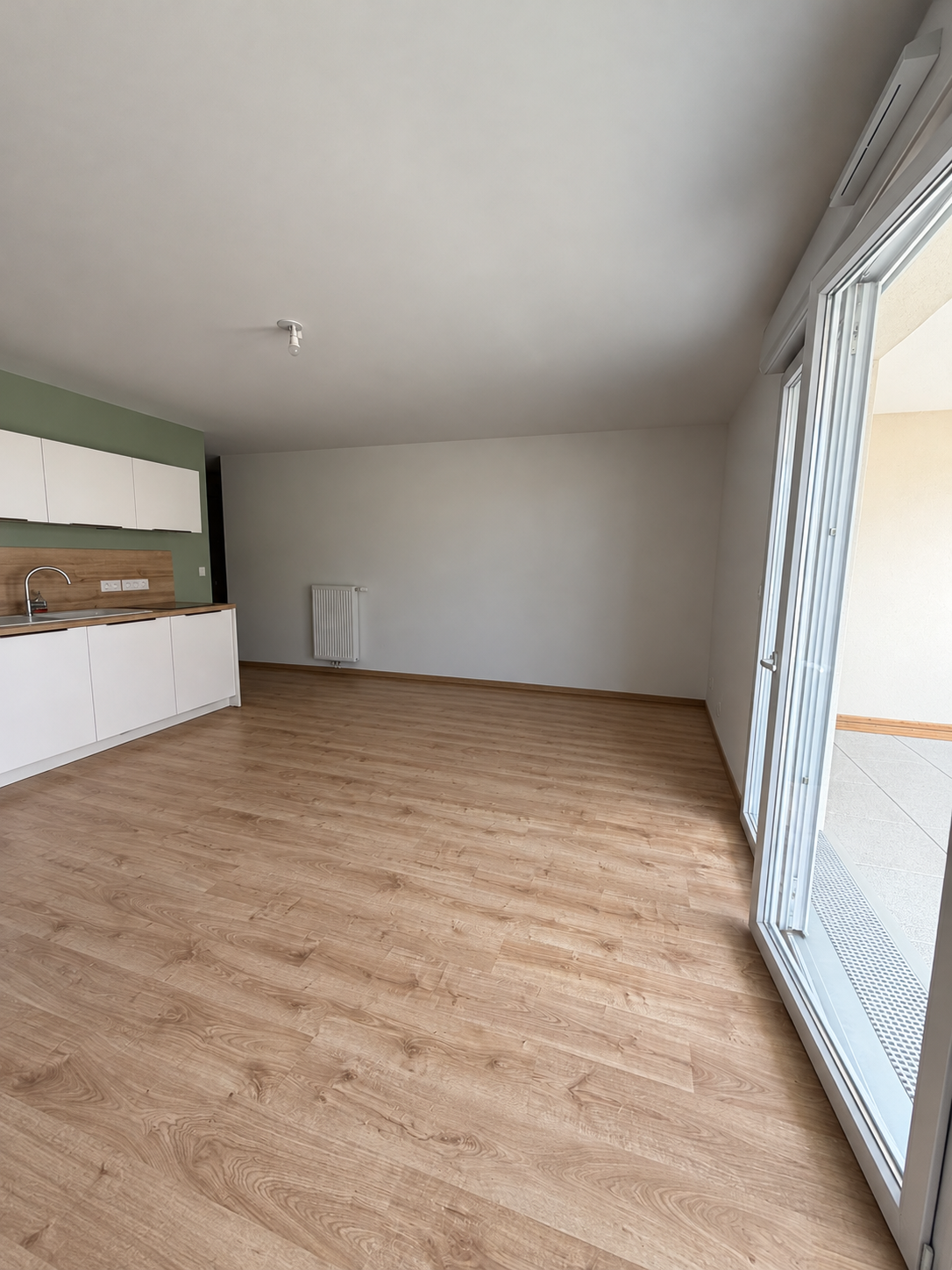 Appartement – CHATENOY LE ROYAL SAONE-ET-LOIRE BOURGOGNE-FRANCHE-COMTÉ - Vue 4