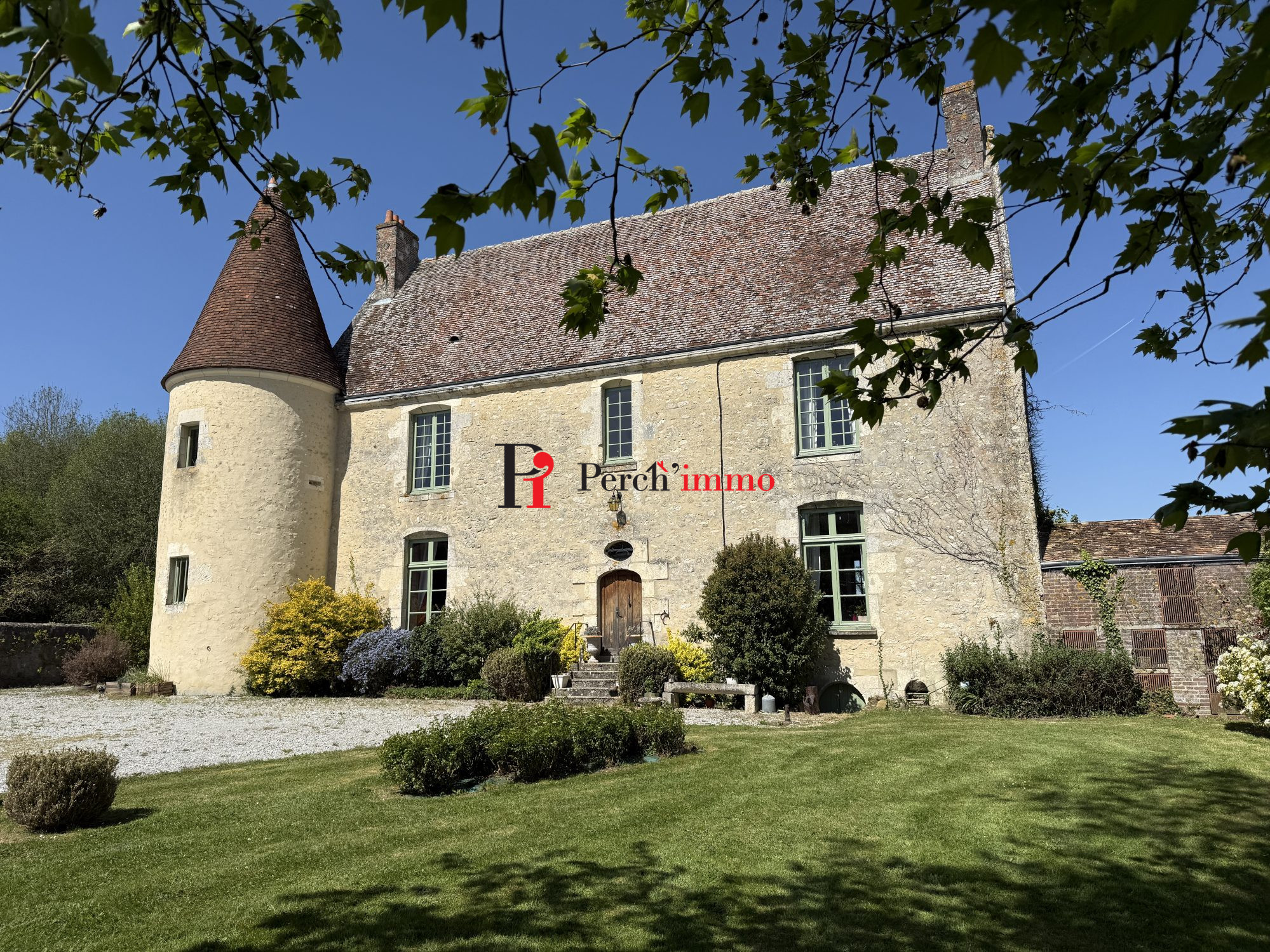 Maison 13 pièces 465 m² · à Bellême · 465 m² · 1 272 000 €