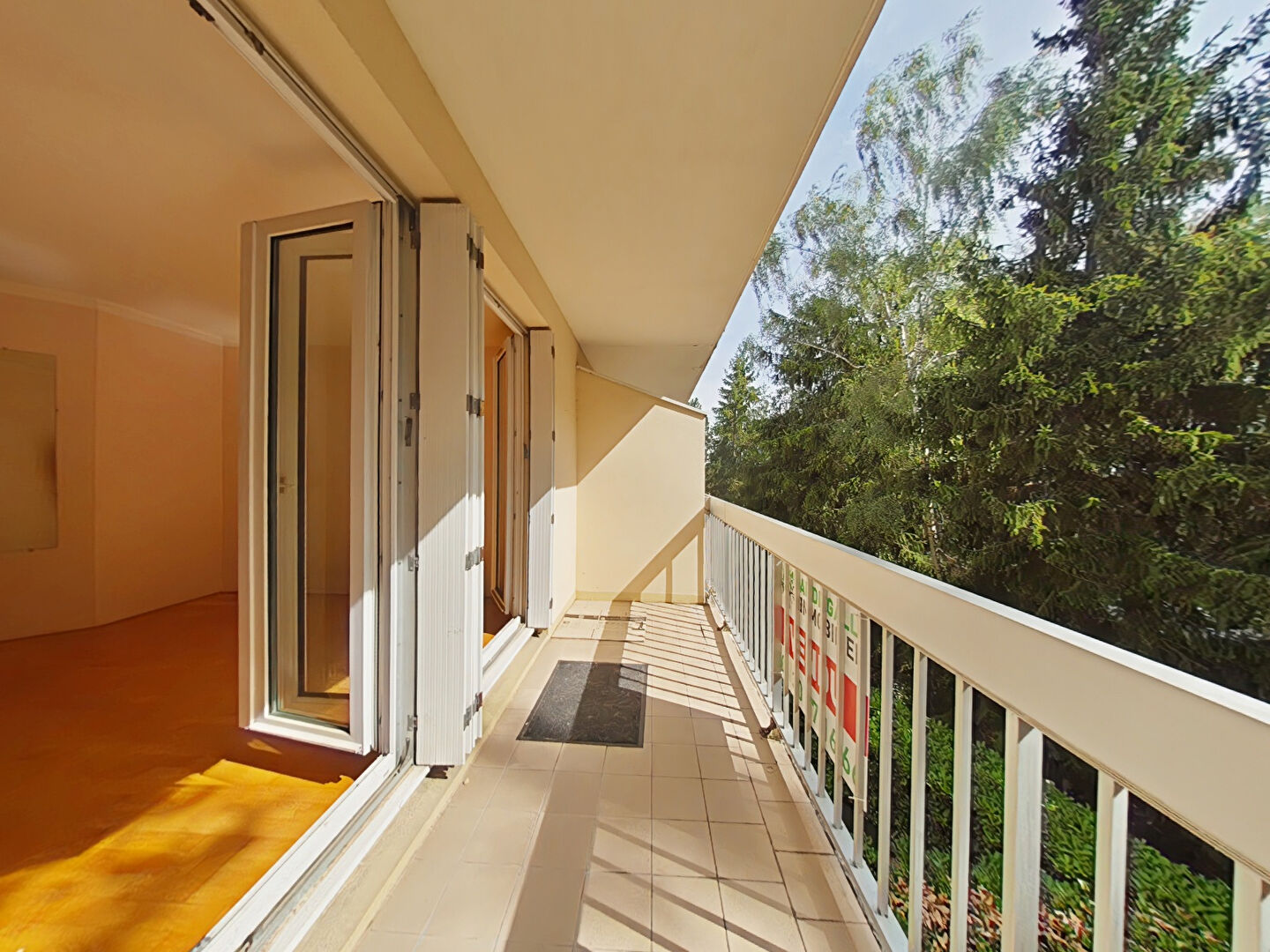 Appartement – FONTENAY LE FLEURY YVELINES ILE-DE-FRANCE - Vue 5