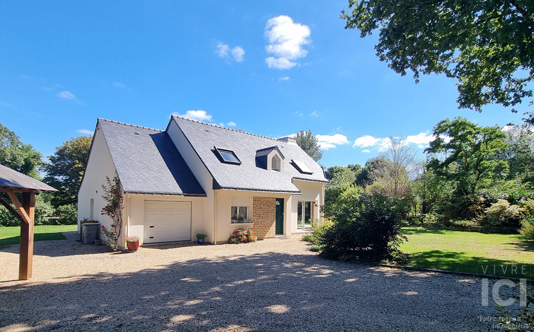 Maison 6 pièces 145 m² · à Vigneux-de-Bretagne · 145 m² · 420 000 €