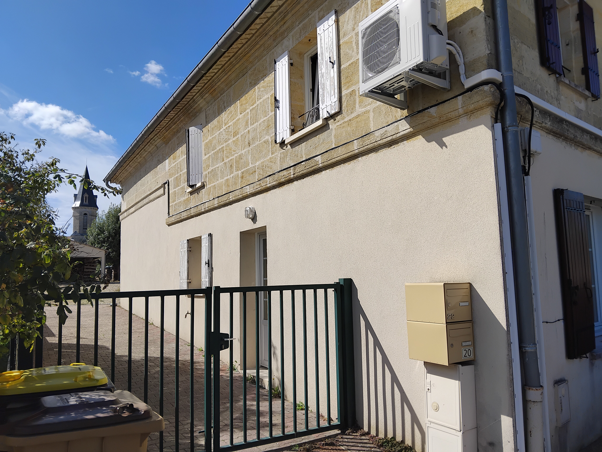 Appartement 5 pièces 88 m² · à Saint-Christophe-de-Double · 88 m² · 525 €/mois