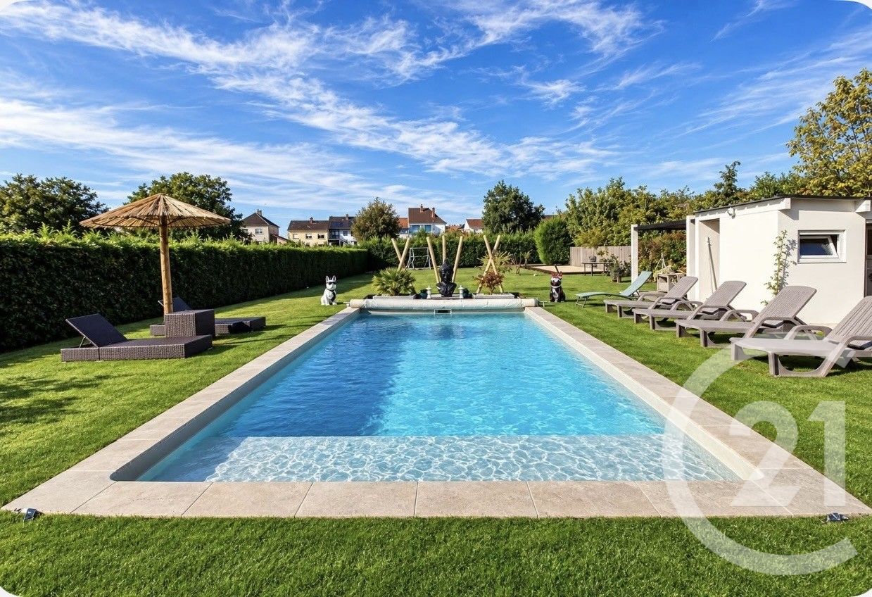Maison 7 pièces 163 m² · à L'Hôpital · 163 m² · 415 000 €