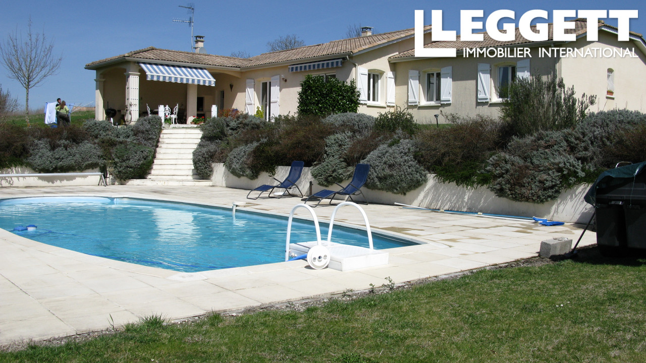 Maison 4 pièces 160 m² · à Saint-Victor · 160 m² · 318 000 €