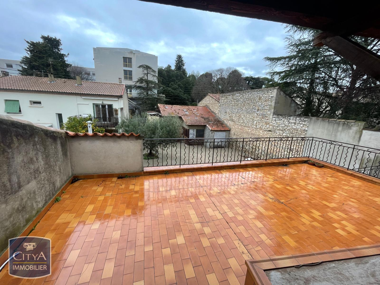 Appartement 4 pièces 96 m² · à Nîmes · 96 m² · 956 €/mois