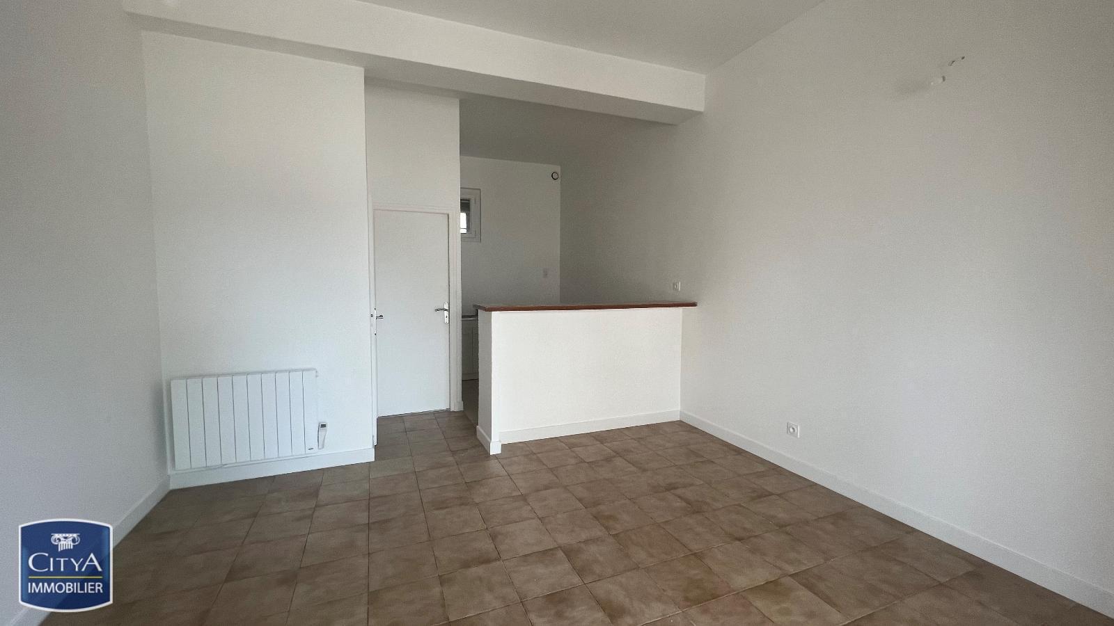 Appartement 1 pièce 30 m² · à Marignane · 30 m² · 550 €/mois