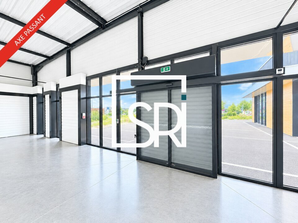 Local commercial 372 m² · à Thiers · 372 m² · 3 333 €/mois