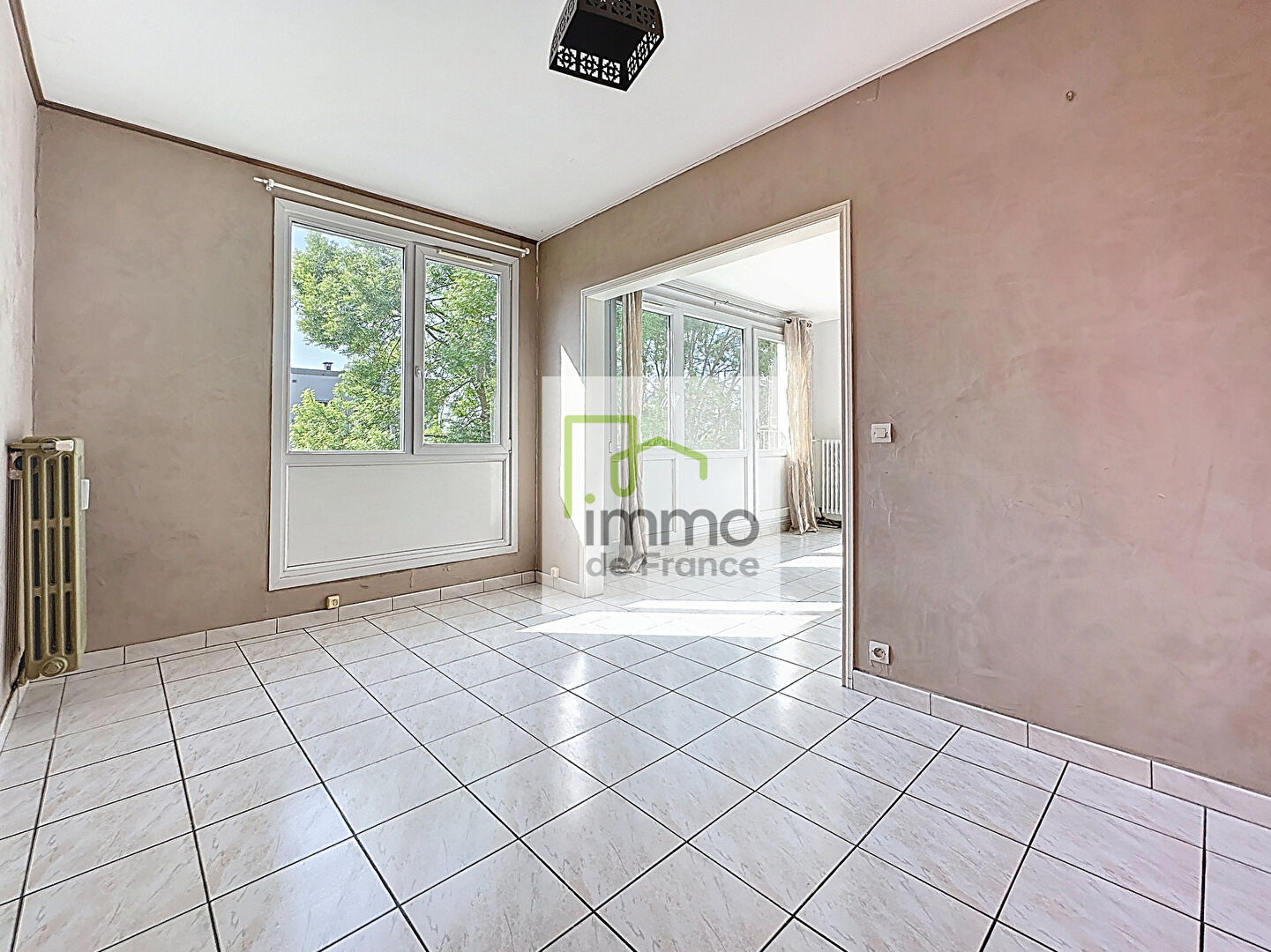 Appartement 4 pièces 81 m² · à Lille · 81 m² · 899 €/mois