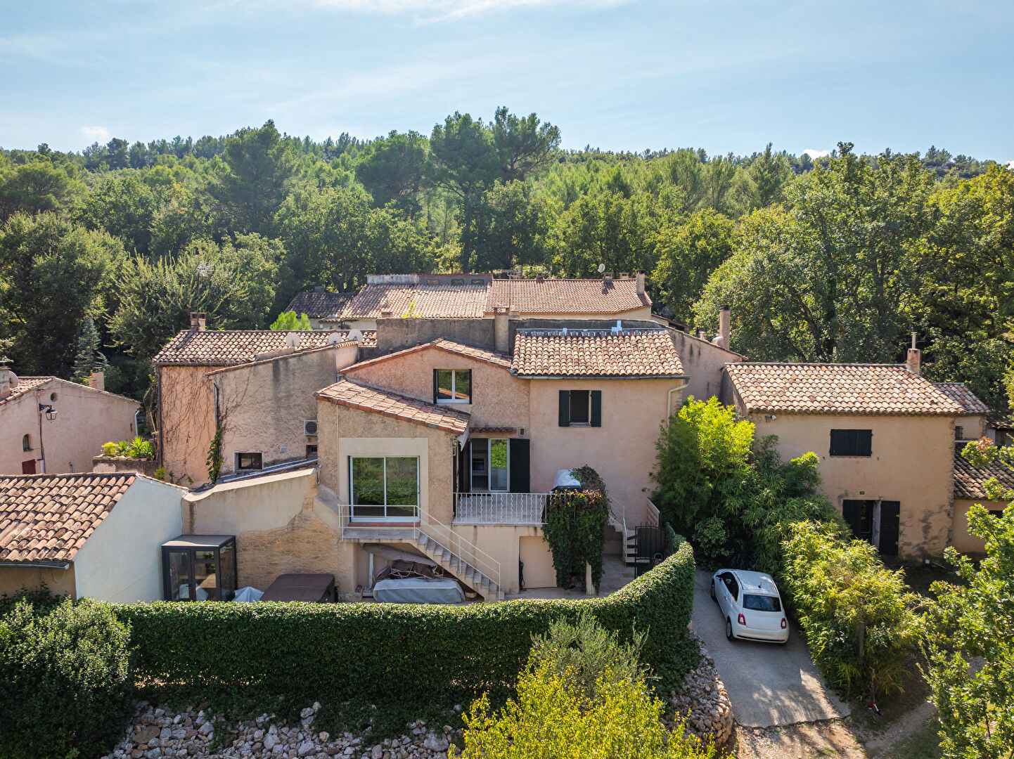 Maison 6 pièces 148 m² · à Saint-Antonin-sur-Bayon · 148 m² · 795 000 €
