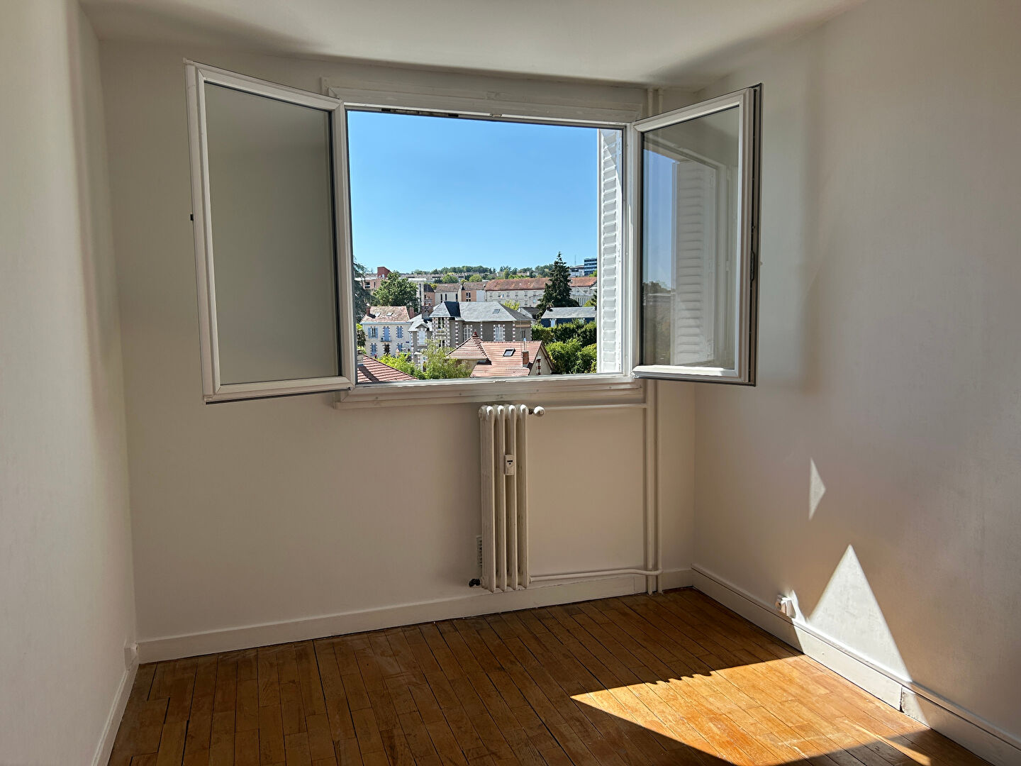 Appartement – Auxerre, Centre-Ville - Vue 5