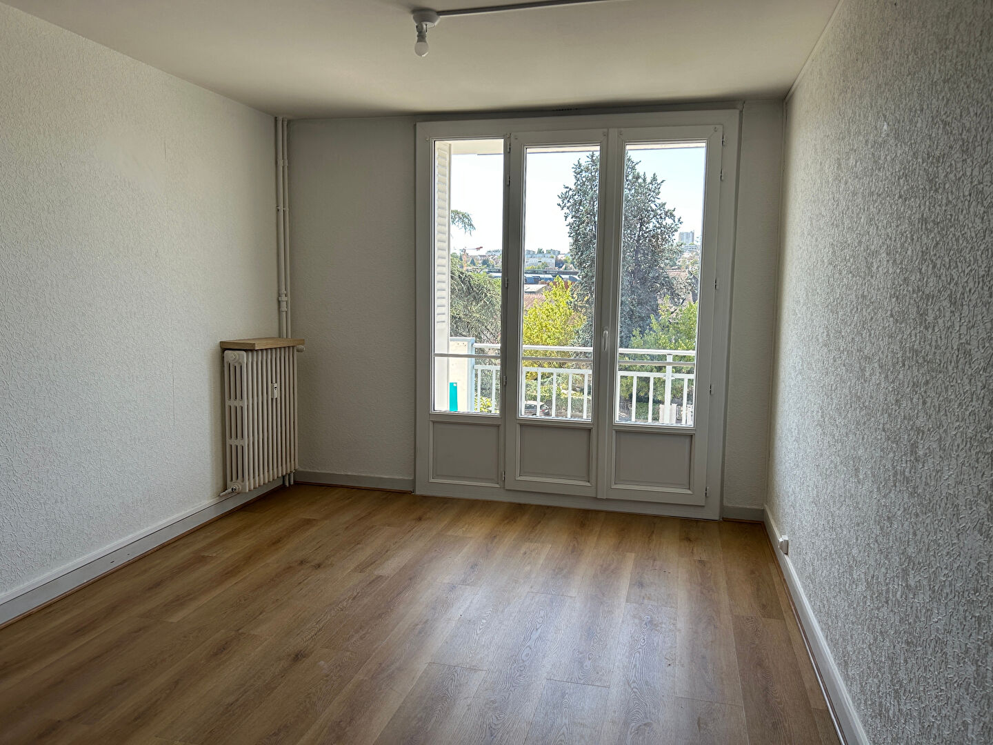 Appartement – Auxerre, Centre-Ville - Plus