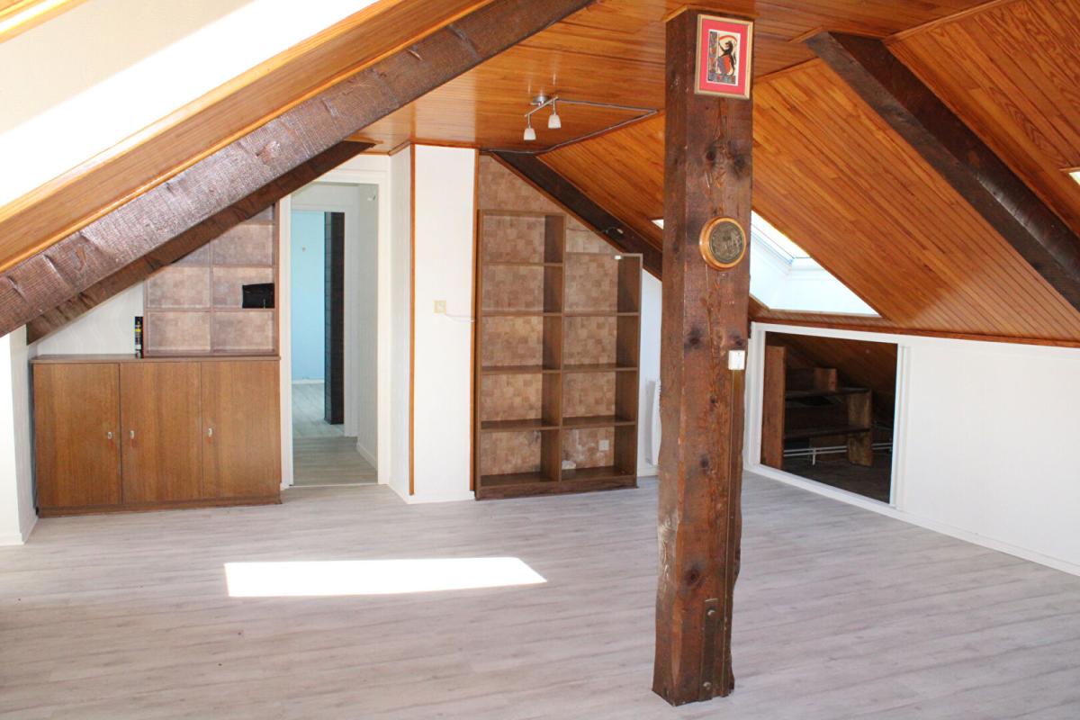 Appartement 5 pièces 82 m² · à Langogne · 82 m² · 119 000 €