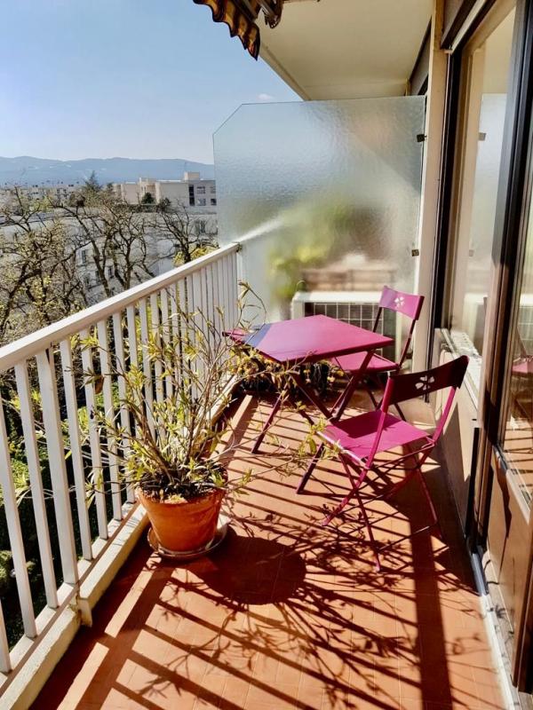 Appartement 5 pièces 114 m² · à Sainte-Foy-lès-Lyon · 114 m² · 1 774 €/mois