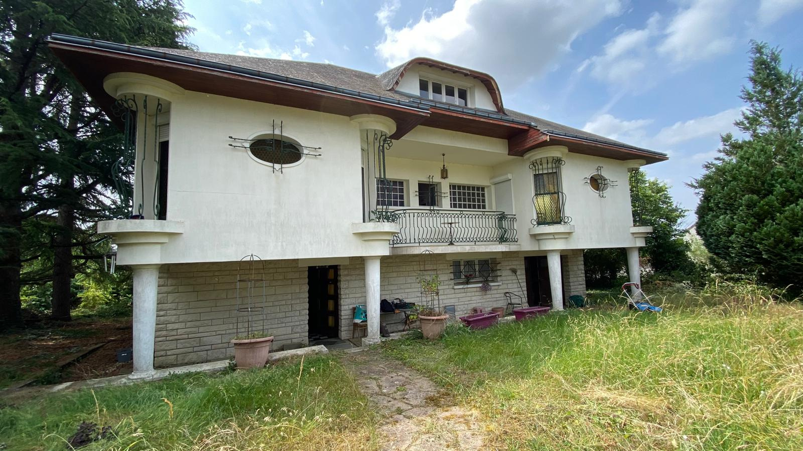 Maison 5 pièces 179 m² · à Chissay-en-Touraine · 179 m² · 217 000 €
