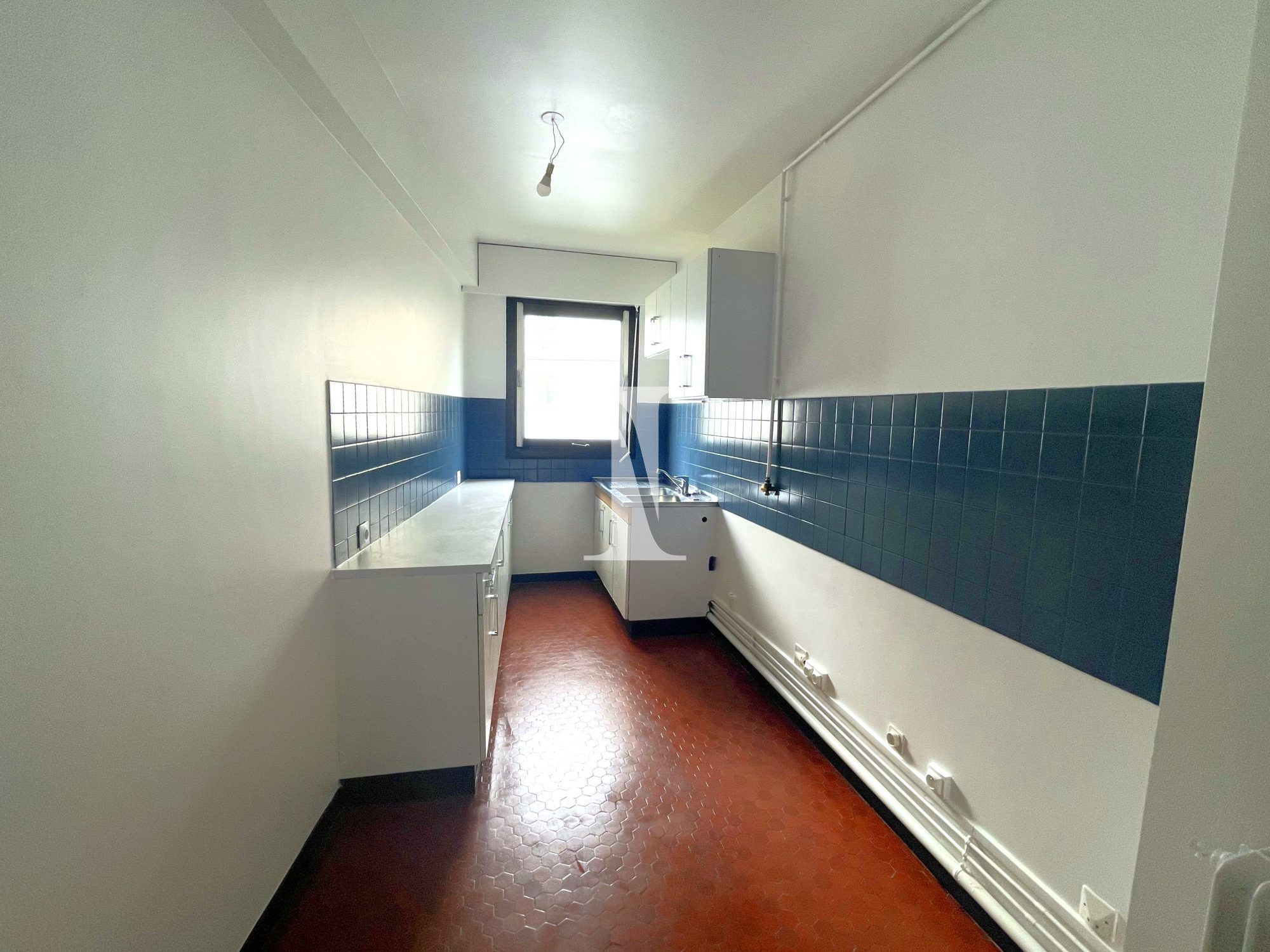 Appartement 3 pièces 74m² PARIS 15ème photo 3
