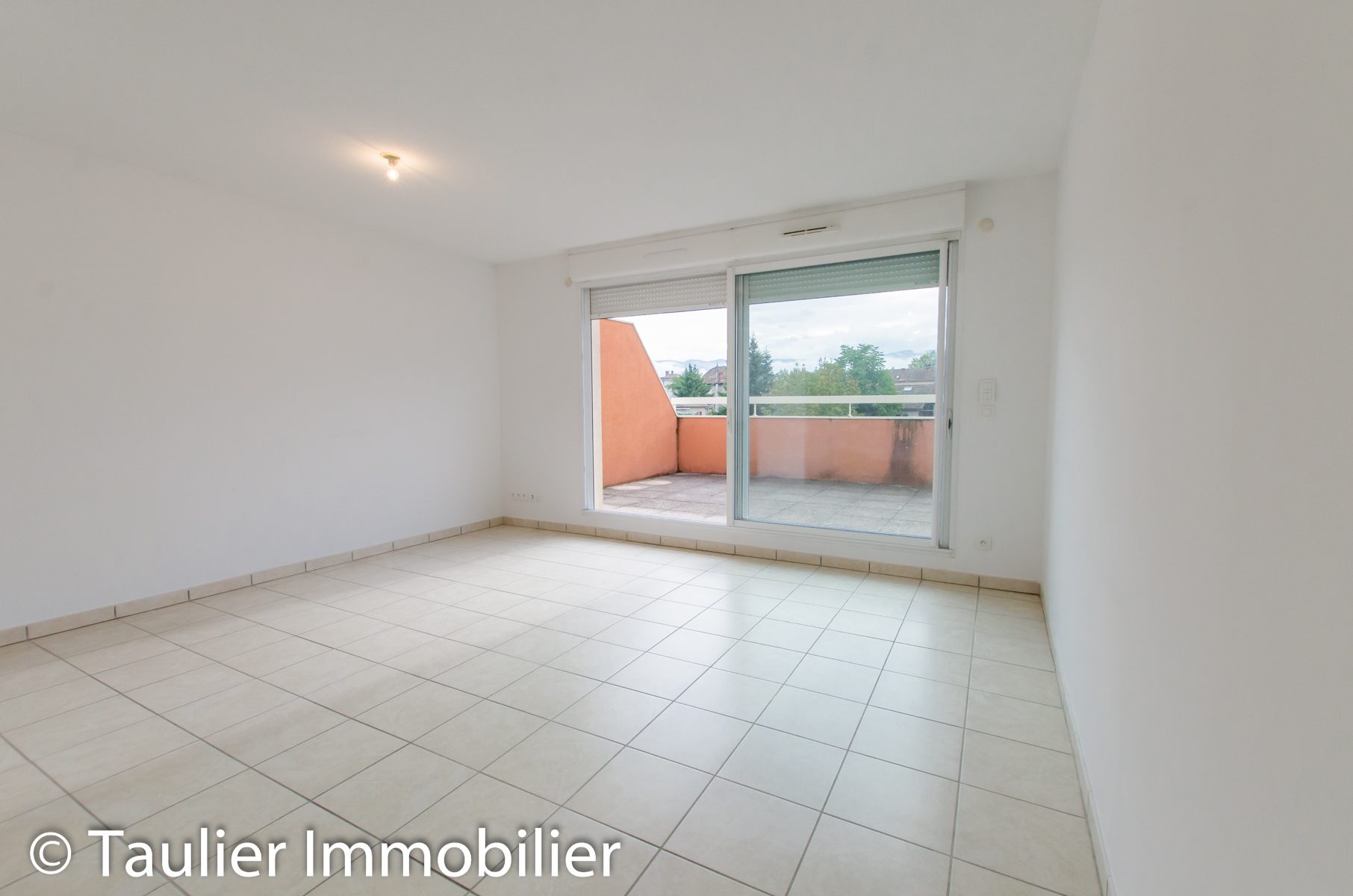 Appartement à Saint-Hilaire-du-Rosier
