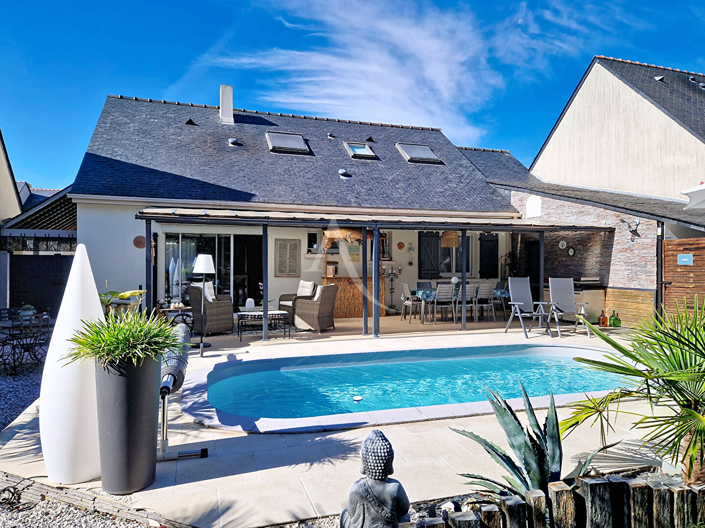 Maison 7 pièces 105 m² · à Saint-Barthélemy-d'Anjou · 105 m² · 390 300 €