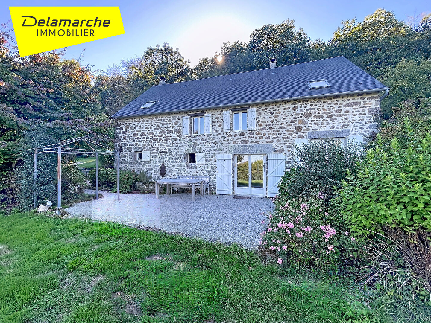 Maison 5 pièces 142 m² · à Gavray-sur-Sienne · 142 m² · 233 000 €