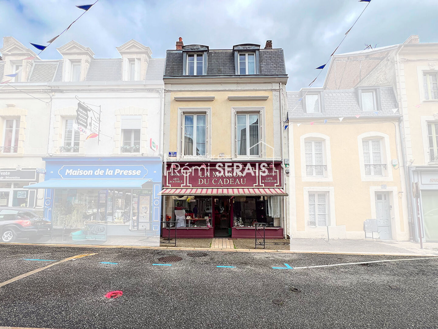 Appartement 12 pièces 285 m² · à Sées · 285 m² · 250 000 €